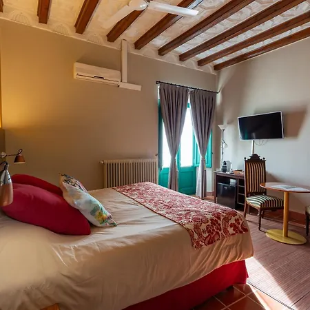 Hotel Els Jardins De La Martana 3*